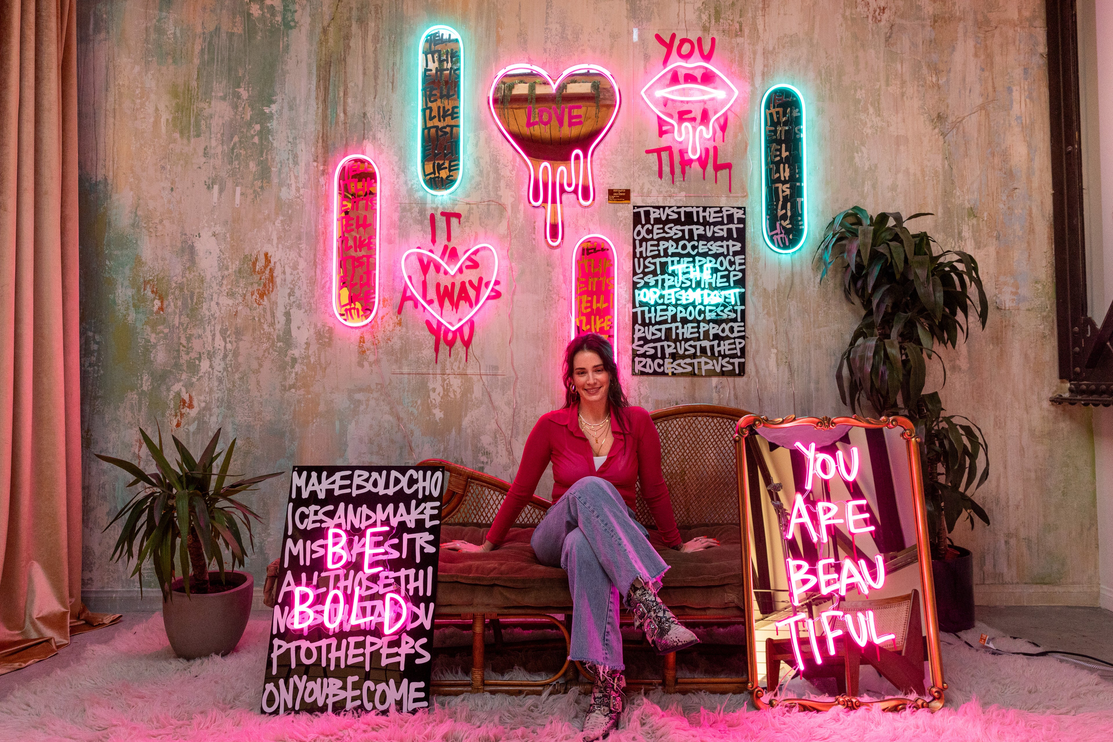 leah kirsch neon